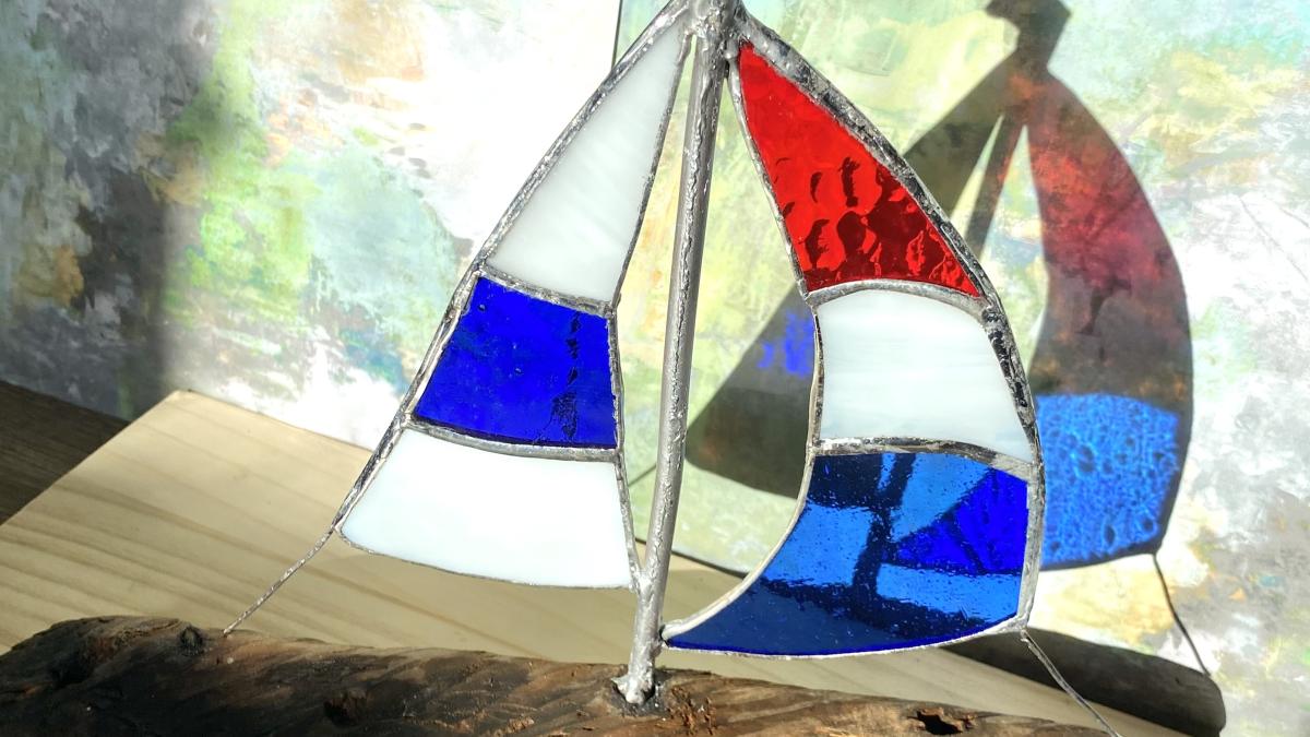Glass sailing boat